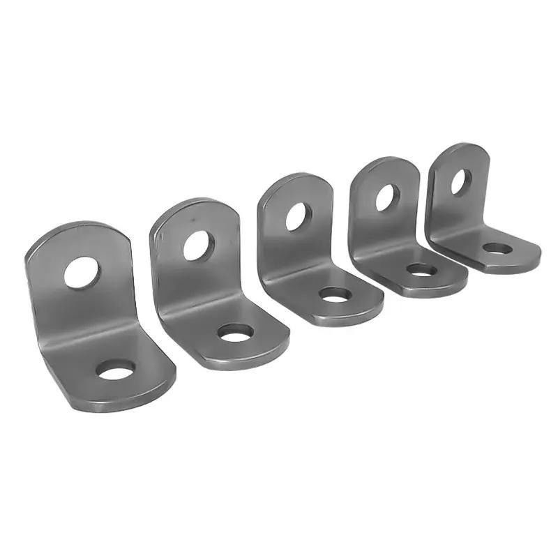 Precisione di campioni personalizzati gratuiti per la lavorazione di lamiere di metallo, lavorazione CNC, ricambi per auto e motocicli, accessori hardware