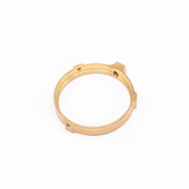 Produttore professionale Anello di ottone CNC personalizzato Strumenti per orologi di precisione OEM Fresatura CNC Anello di ottone a filo femminile